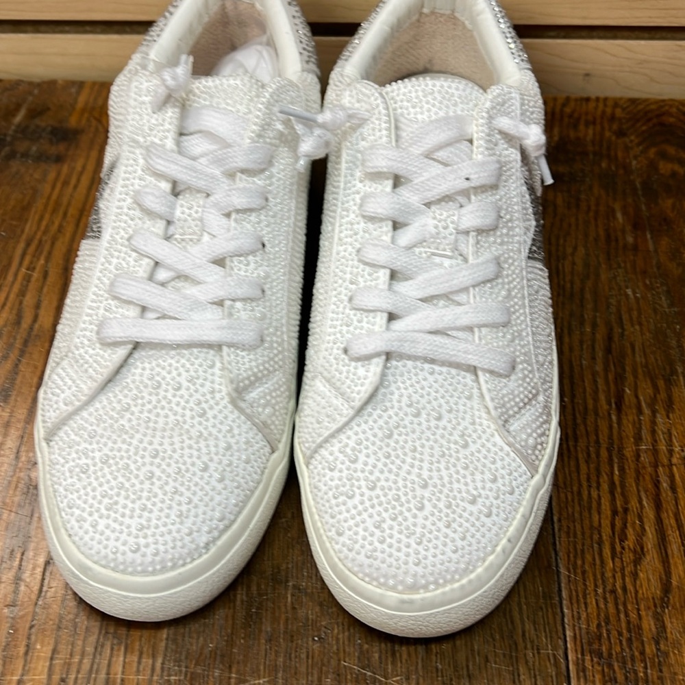 New with out tags sneakers